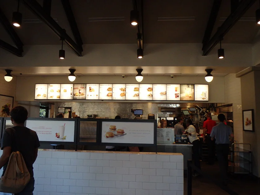 [片道1万円！？激安サンフランシスコ旅行記54] ファストフード店「Chick-fil-A」で昼飯を買って帰る。