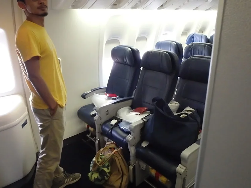 [片道1万円！？激安サンフランシスコ旅行記62] デルタ航空 DL007便(B777)の機内の様子と機内食・搭乗記レビュー。