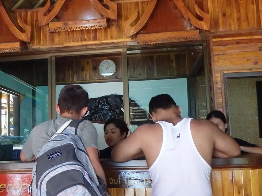 [タイの秘境・ピピ島とプーケットを巡る旅行記22] ピピ・リラックス・ビーチリゾートのビーチフロントのお部屋♪
