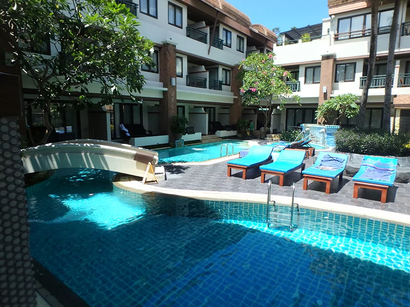 [タイの秘境・ピピ島とプーケットを巡る旅行記45] ピピパームツリーリゾートのプールアクセスのお部屋