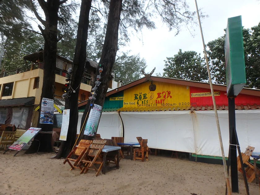 [タイの秘境・ピピ島とプーケットを巡る旅行記63] プーケット・カマラビーチはスイカがお好き。