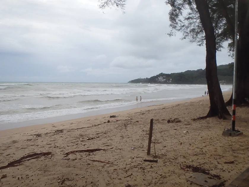[タイの秘境・ピピ島とプーケットを巡る旅行記63] プーケット・カマラビーチはスイカがお好き。