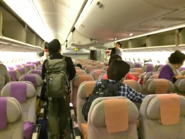 [エミレーツ航空で往復1.9万円！爆安フランス・パリ旅行記11] エミレーツ航空EK313便に搭乗。今回はツインシートを事前に取ったよ♪