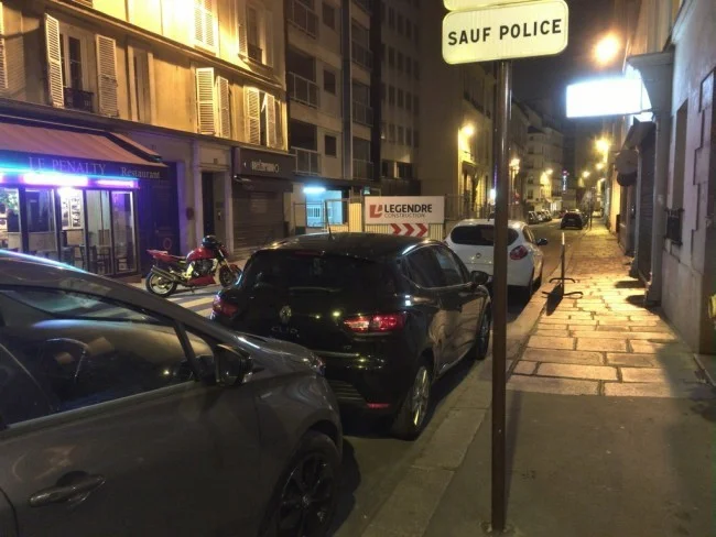 [エミレーツ航空で往復1.9万円！爆安フランス・パリ旅行記23] フランス・パリの滞在先は「Hotel d'Albion - ホテル・ダルビオン」