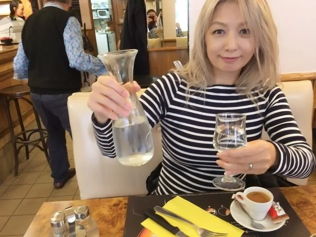 [エミレーツ航空で往復1.9万円！爆安フランス・パリ旅行記30] ホテルの向かいにあるブラッスリー「Le Penalty」でブランチ