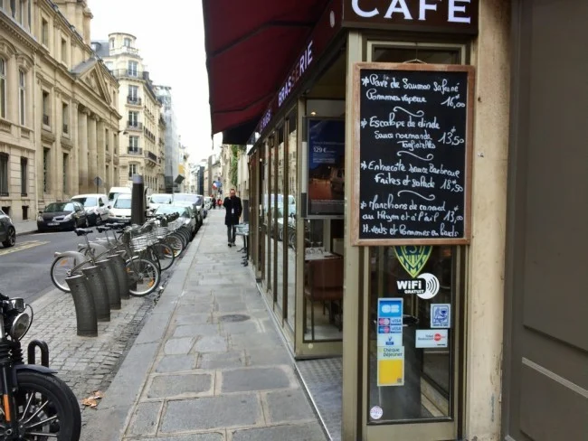 [エミレーツ航空で往復1.9万円！爆安フランス・パリ旅行記31] フランス・パリのレンタル自転車。便利そうだけど使うのは難易度高い？