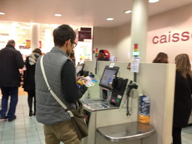 [エミレーツ航空で往復1.9万円！爆安フランス・パリ旅行記33] フランス・パリの大手スーパー「MONOPRIX（モノプリ）」潜入