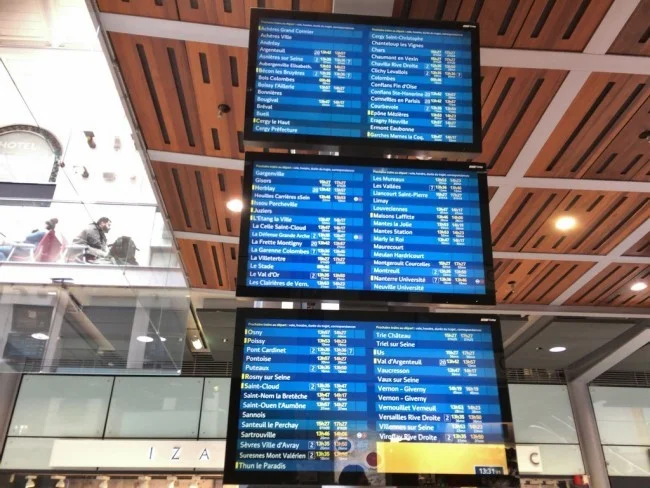 [エミレーツ航空で往復1.9万円！爆安フランス・パリ旅行記41] 駅に直結のショッピングモール「サン・ラザール・パリ・ショッピング・センター」