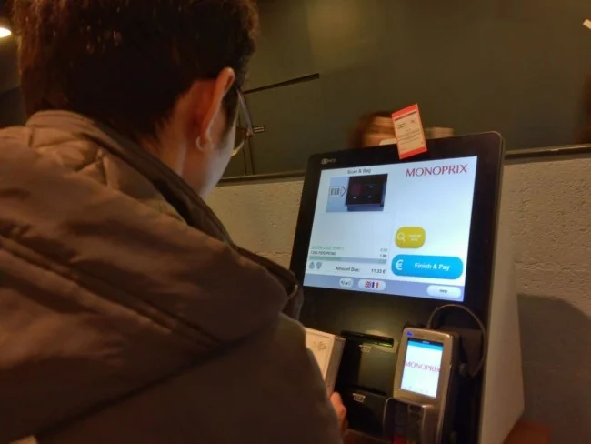 [エミレーツ航空で往復1.9万円！爆安フランス・パリ旅行記54] 世界のスーパーを股にかける男。
