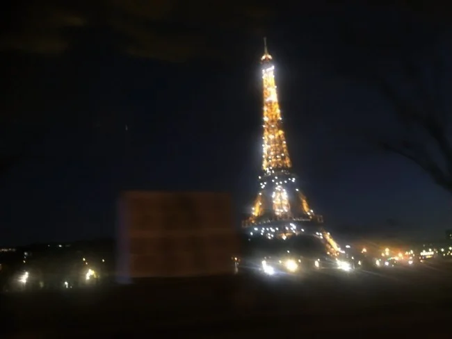[エミレーツ航空で往復1.9万円！爆安フランス・パリ旅行記55] 日曜日のパリは、夕方ぐらいから大賑わい。