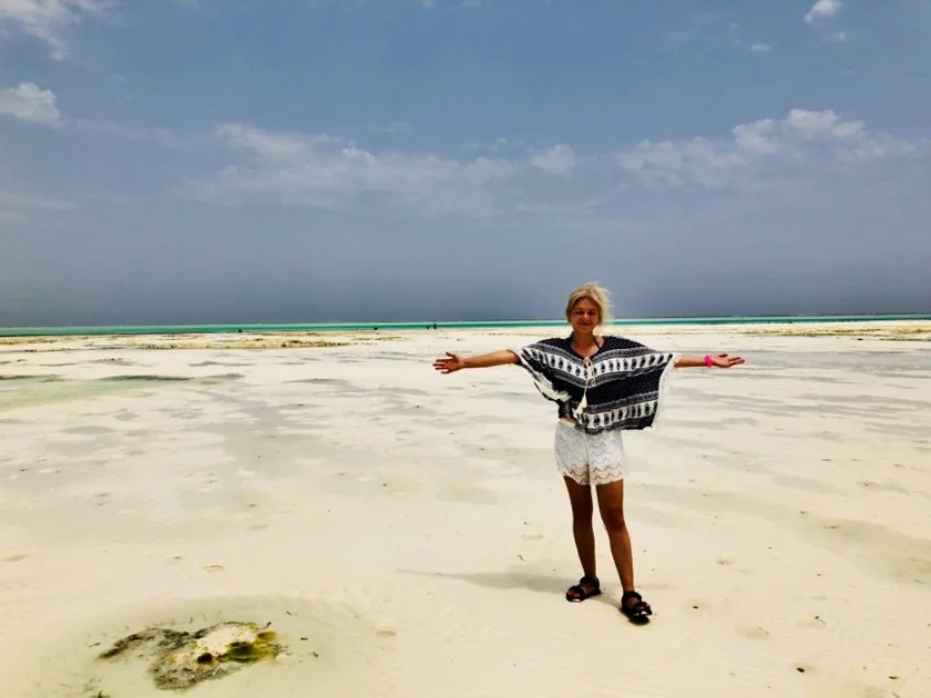 【海外旅行LIVE | 18年1月3日】目の前に広がるヤバいビーチ