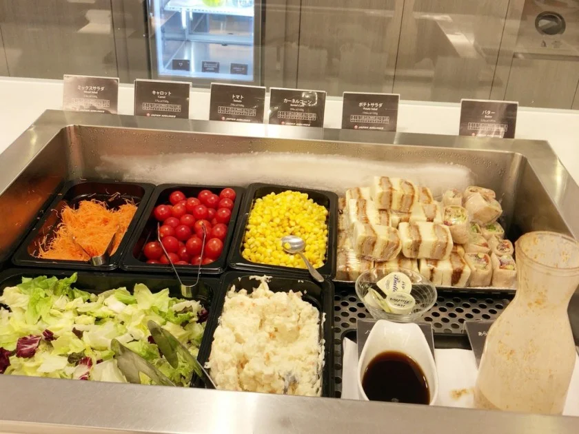 JAL ビジネスクラスラウンジ - サクララウンジ @関西国際空港