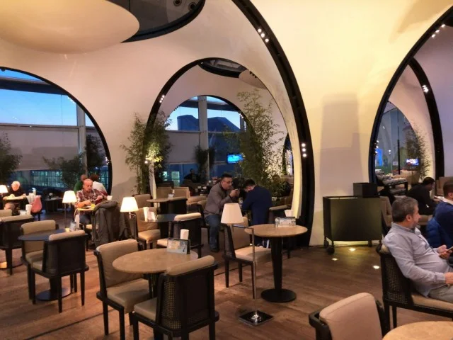 ターキッシュエアラインズ ビジネスクラスラウンジ - THY Lounge：設備編 ＠イスタンブール・アタチュルク国際空港