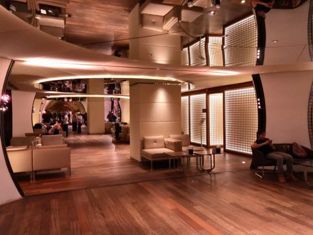 ターキッシュエアラインズ ビジネスクラスラウンジ - THY Lounge：設備編 ＠イスタンブール・アタチュルク国際空港