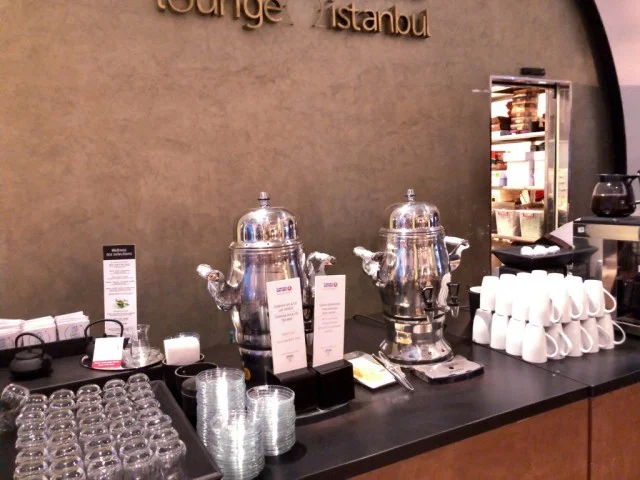 ターキッシュエアラインズ ビジネスクラスラウンジ - THY Lounge：食事編 ＠イスタンブール・アタチュルク国際空港