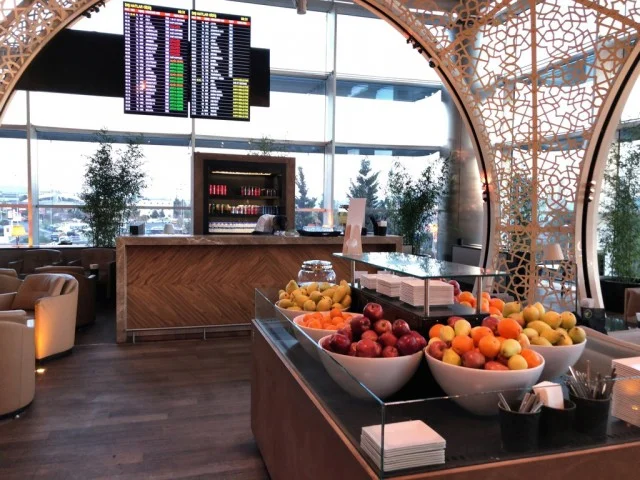 ターキッシュエアラインズ ビジネスクラスラウンジ - THY Lounge：食事編 ＠イスタンブール・アタチュルク国際空港