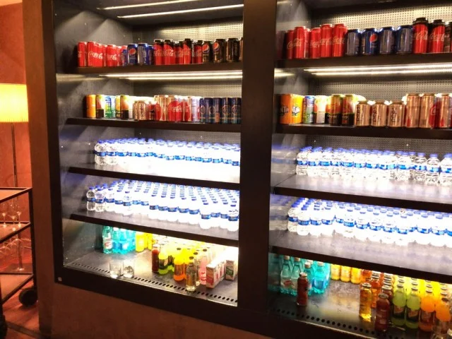 ターキッシュエアラインズ ビジネスクラスラウンジ - THY Lounge：食事編 ＠イスタンブール・アタチュルク国際空港