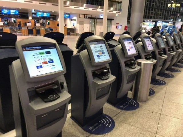[北欧とアフリカを巡る年末年始の冒険旅行記：北欧編26] デンマーク国鉄「DSB」のチケットを買う。ターミナルどこだ、、？