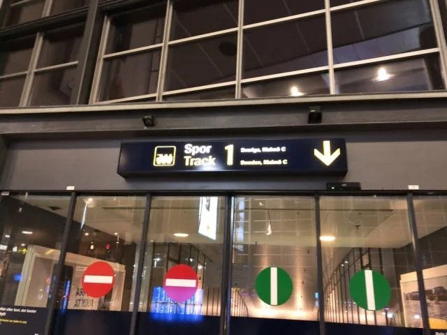 [北欧とアフリカを巡る年末年始の冒険旅行記：北欧編26] デンマーク国鉄「DSB」のチケットを買う。ターミナルどこだ、、？