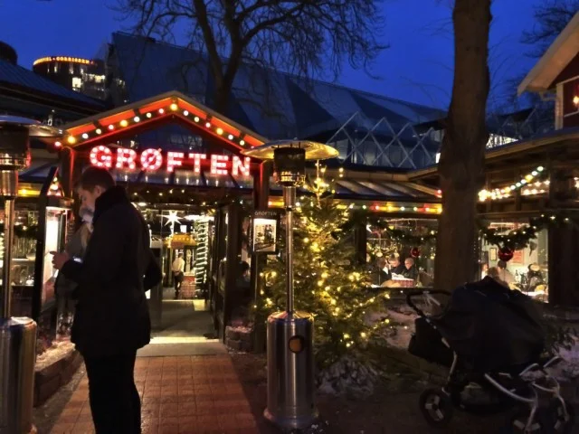 [北欧とアフリカを巡る年末年始の冒険旅行記：北欧編54] チボリ公園にある一番古い老舗レストラン「Grøften」