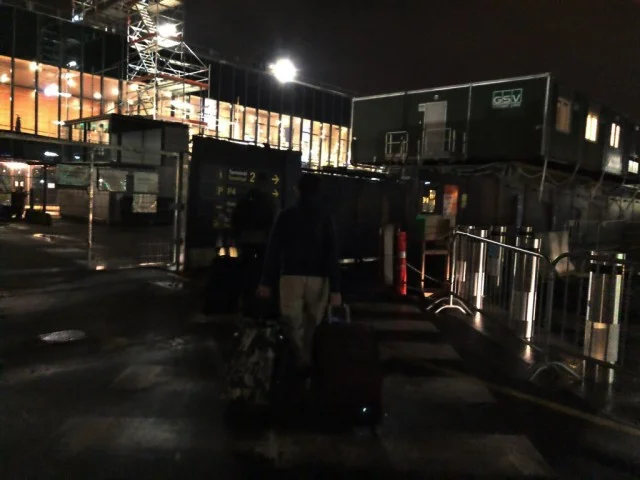 [北欧とアフリカを巡る年末年始の冒険旅行記：北欧編58] コペンハーゲン国際空港のターミナル間移動にはご用心。