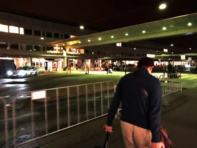 [北欧とアフリカを巡る年末年始の冒険旅行記：北欧編58] コペンハーゲン国際空港のターミナル間移動にはご用心。