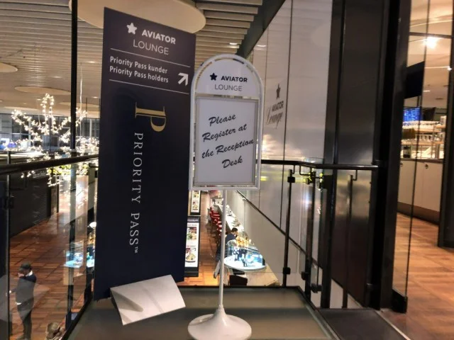 [北欧とアフリカを巡る年末年始の冒険旅行記：北欧編59] コペンハーゲン国際空港でチェックイン。いよいよ北欧を離れるよ♪