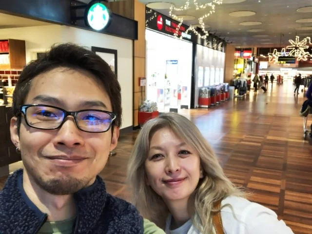 [北欧とアフリカを巡る年末年始の冒険旅行記：北欧編60] コペンハーゲン国際空港のラウンジ「Aviator Lounge」でデニッシュパン♪