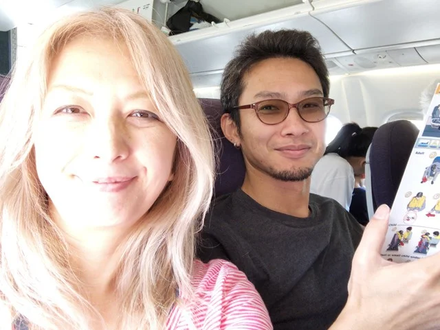 [ハワイ最後の楽園「モロカイ島」旅行記16] 小さなセスナ機に乗ってハワイの離島・モロカイ島に向かうよ！