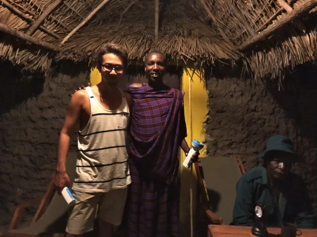 [北欧とアフリカを巡る年末年始の冒険旅行記：サファリ編23] ヤバい！サソリが出た！！え？どこ！？（汗）