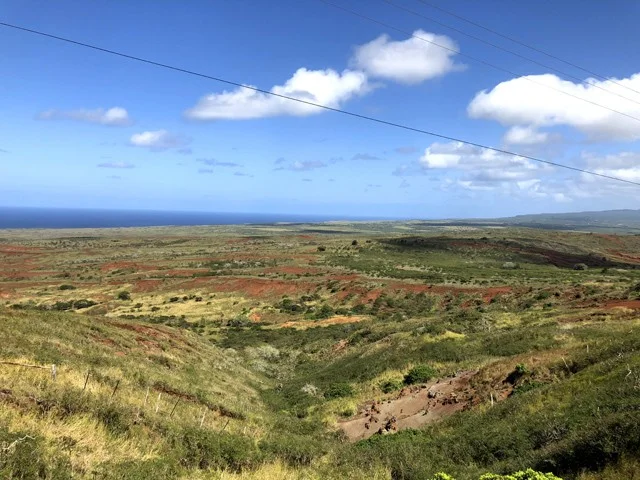 [ハワイ最後の楽園「モロカイ島」旅行記24] モロカイ島の西側カルアコイは驚くほどの絶景！