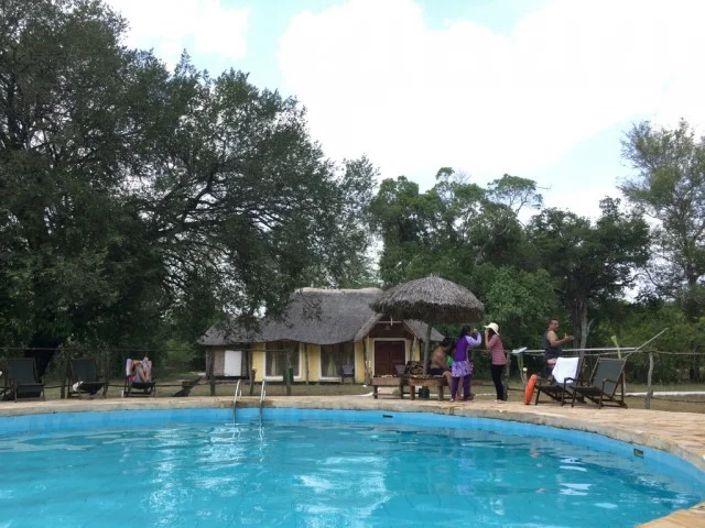 [北欧とアフリカを巡る年末年始の冒険旅行記：サファリ編42] ダルエスサラームの現状を現地の人に聞く。