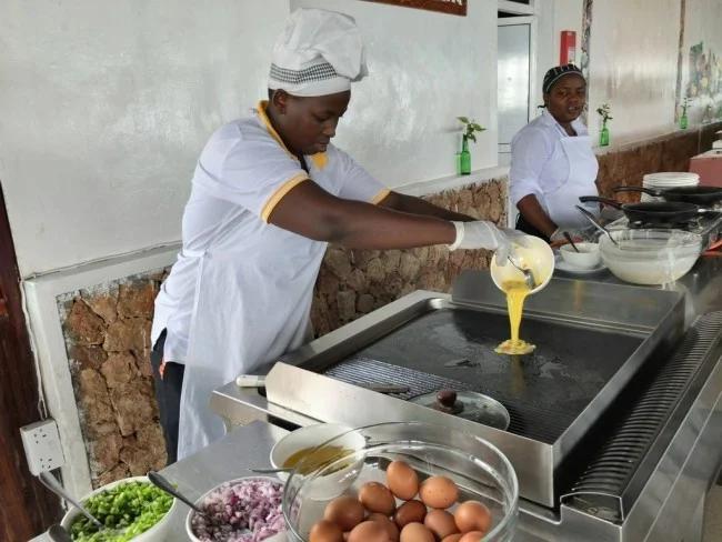 【アフリカの絶景ビーチ ザンジバル 旅行記 ブログ | お正月のビジネスクラスもマイルで無料 19】レストランで朝食