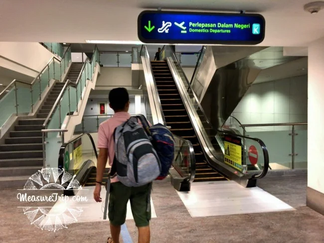 クアラルンプール国際空港（KLIA2）国際線から国内線への乗り継ぎ方法