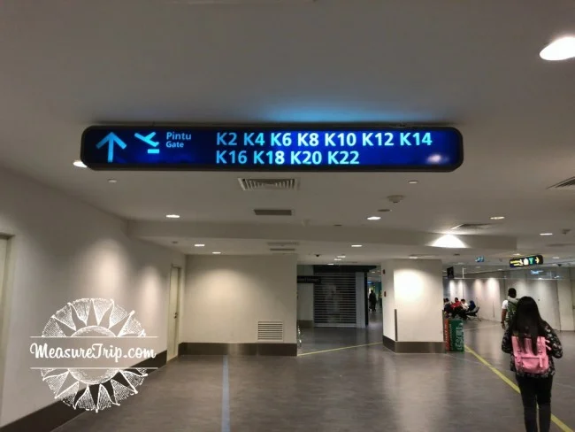 クアラルンプール国際空港（KLIA2）国際線から国内線への乗り継ぎ方法