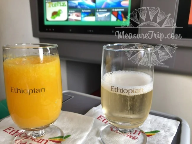 [北欧とアフリカを巡る年末年始の冒険旅行記：ザンジバルビーチ編55] キリマンジャロ空港でワンストップ。いかにもセレブな人達を乗せてアディスアベバへ。