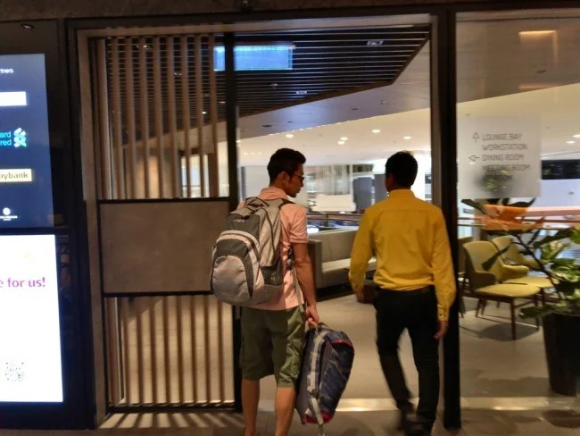 [マレーシアの秘境離島・レダン島GW旅行記10] KLIA2の入国後のエリアにある24時間営業のプライオリティパスOKのラウンジ