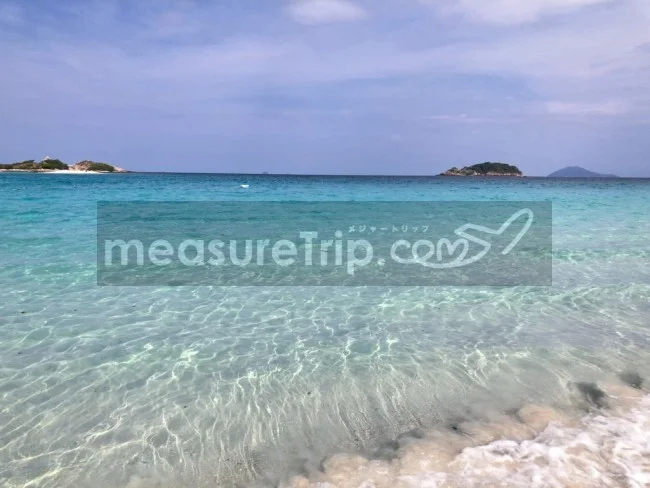 [マレーシアの秘境離島・レダン島GW旅行記21] まずはチェックイン。へ？ウミガメが普通にその前の海に居るって？（汗）