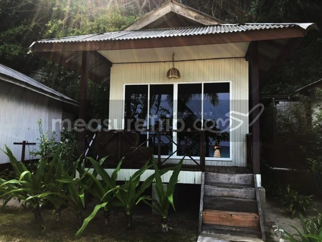 [マレーシアの秘境離島・レダン島GW旅行記22] Wisana Villageのビーチフロントのお部屋紹介。