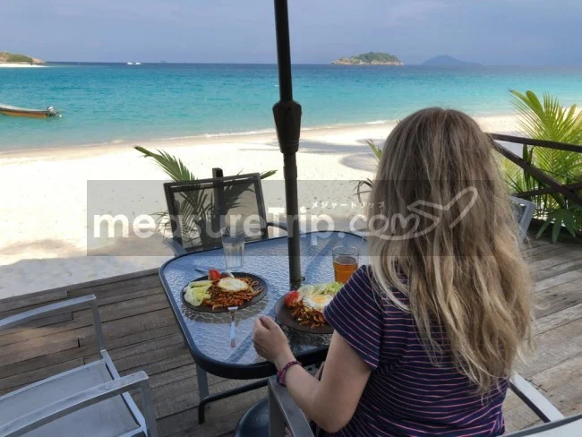 [マレーシアの秘境離島・レダン島GW旅行記23] ちょっと遅いお昼ごはん＠レダン島