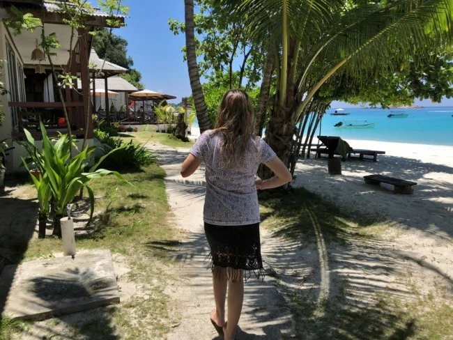 [マレーシアの秘境離島・レダン島GW旅行記42] お昼は「Nasi Lemak - ナシレマッ」