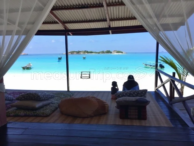 [マレーシアの秘境離島・レダン島GW旅行記42] お昼は「Nasi Lemak - ナシレマッ」