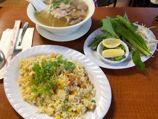 [ハワイ最後の楽園「モロカイ島」旅行記96] 晩御飯はカイムキで美味しいベトナム料理！