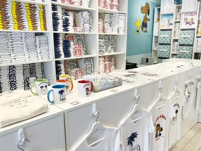 ハワイ限定！日焼けスヌーピーMONI HONOLULU モニホノルルの最新情報とTシャツのサイズ感【ミヅキのお買い物天国】