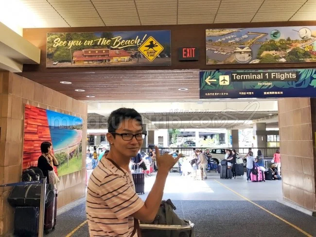 ハワイの空港でレンタカー・シャトルバス乗り場への行き方