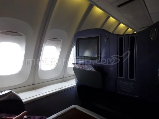 タイ国際航空 B747（ジャンボジェット機）ビジネスクラス 大阪⇔バンコク / 搭乗記