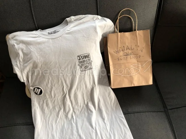 [憧れのラニカイビーチに泊まるハワイ旅行記29] ワイアルアサーフショップでオリジナルTシャツを買う。