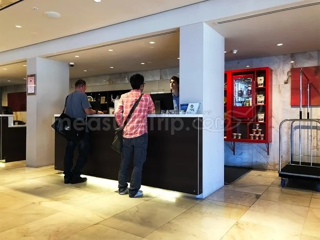 【海外旅行LIVE | 18年9月22日】襟付きシャツを着てチェックインしてみる@フォーポインツ・バイ・シェラトン