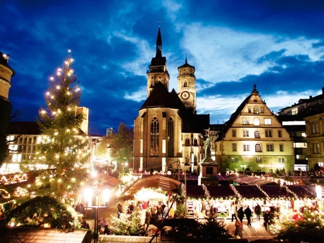 【緊急！セール情報】5つ星エアラインに乗ってドイツのクリスマスマーケットに行く6日間のツアーが85800円！