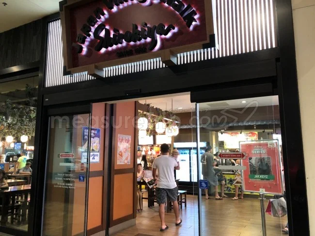 雨の日も楽しいハワイ最大級のアラモアナショッピングセンター！